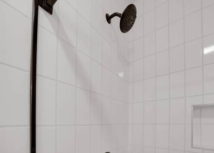 The Neuschwanstein Flat- Walkable Apartamento Columbus